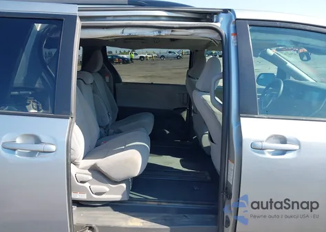 2020 Toyota Sienna Le from USA, damaged, VIN 5TDKZ3DC6LS032635